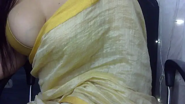 Naughty-Riya's cam snapshot