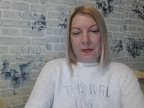 Lillia_Ray's cam snapshot