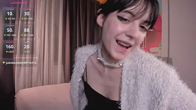 chloe_dreammm's cam snapshot