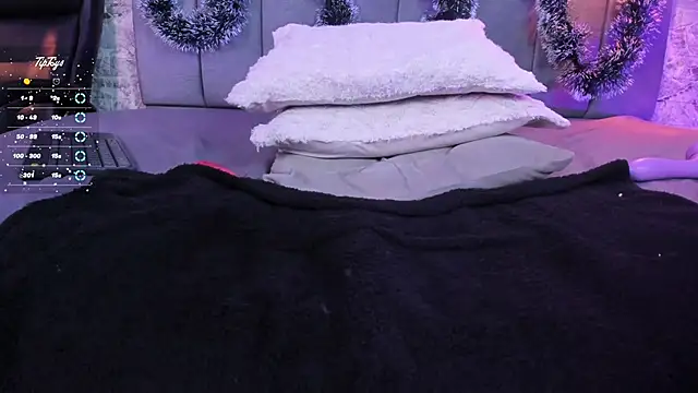 mily__18's cam snapshot