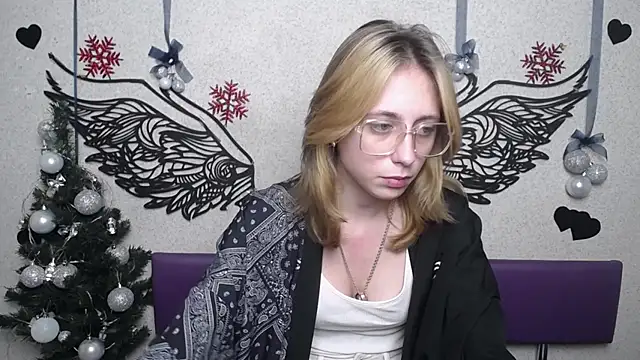 TracyLll's cam snapshot