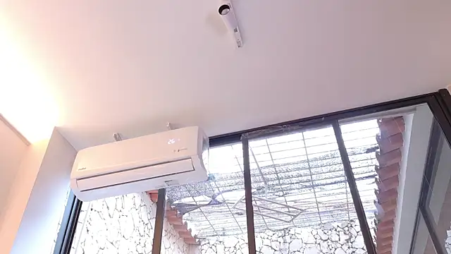 NatalieHeaveen's cam snapshot