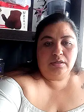 curvy_diva_'s cam snapshot