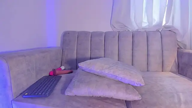 HannahDavis_'s cam snapshot