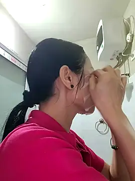 Basanis68's cam snapshot