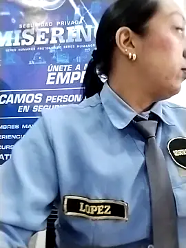 CRISTAL__11's cam snapshot