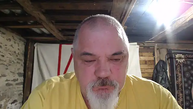 Newfiesausage1972 live sex cam