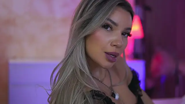 ArtTeasee's cam snapshot