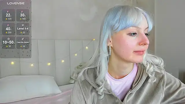 AdeleSilver's cam snapshot