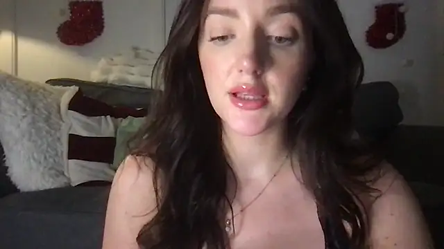 laceyjames24's cam snapshot