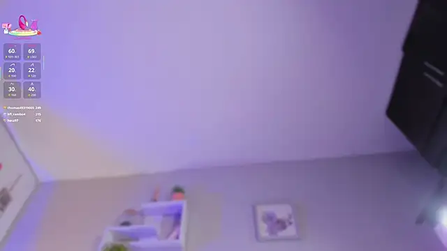 caro_sanchezz's cam snapshot