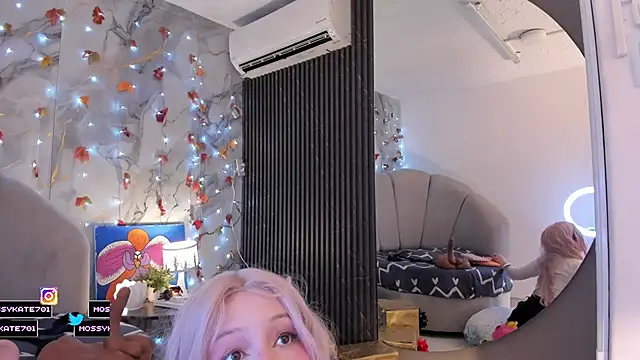 Katemoss70's cam snapshot