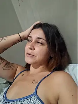 luuhcat09's cam snapshot