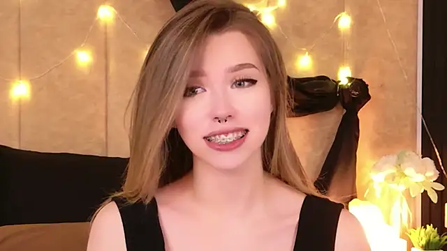 Sierra_Fane's cam snapshot