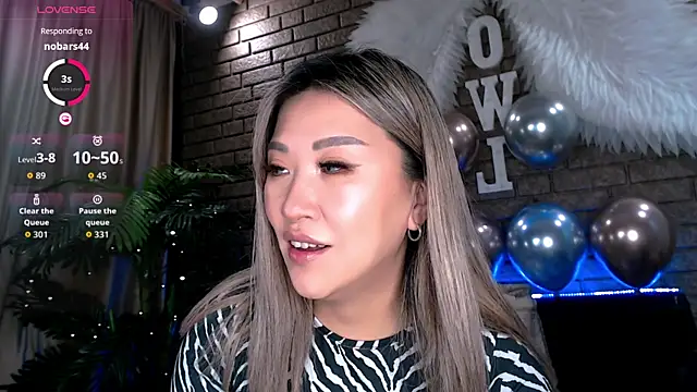 nicky_owl's cam snapshot