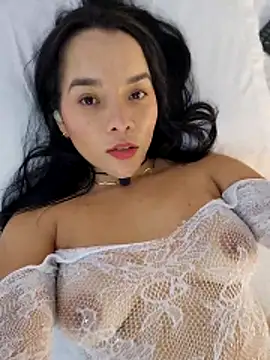 Evelyn__16's cam snapshot