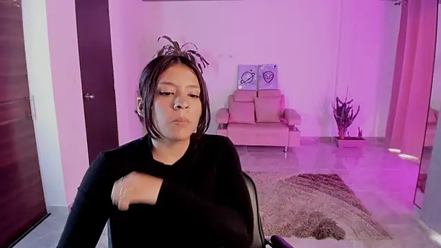 Candy_fox_19's cam snapshot