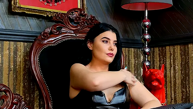 MistressEly's cam snapshot