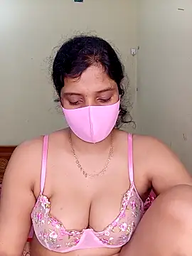 Rose-luckey's cam snapshot