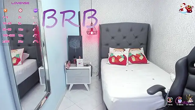 SUZETMONACO's cam snapshot