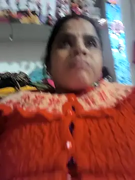 Hot_suini's cam snapshot