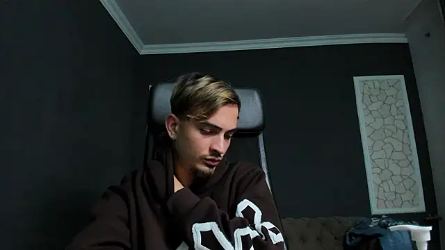 BrandonTate live sex cam