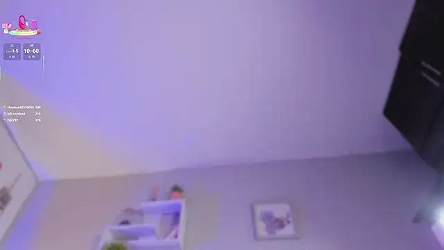 caro_sanchezz's cam snapshot