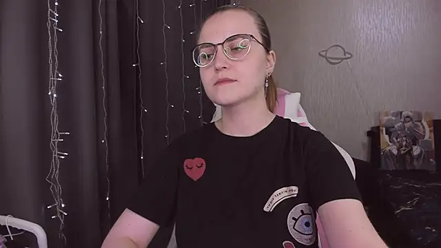 MissBrightShine's cam snapshot