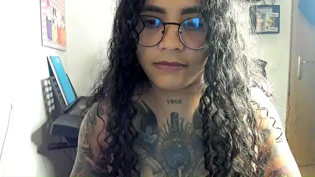 Ama_music's cam snapshot