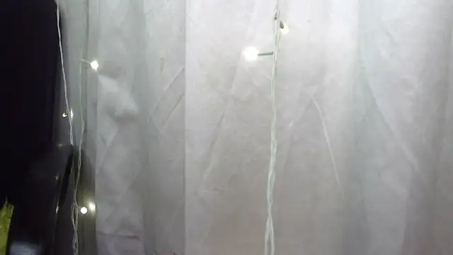 Naughty-Riya's cam snapshot