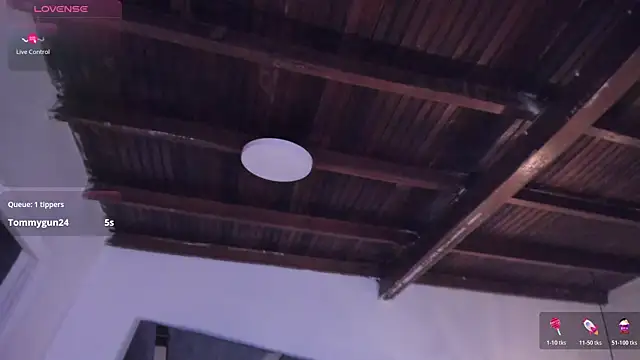 alessandra_wells's cam snapshot