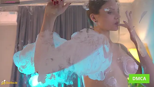 Bellacle live sex cam