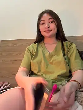 Keira_Keira live sex cam