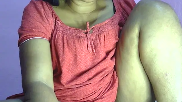 Pooja-suman's cam snapshot