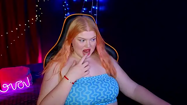 Adele_Moor_'s cam snapshot