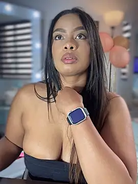 _caroline_jackson_'s cam snapshot