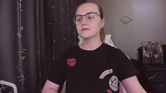 MissBrightShine's cam snapshot