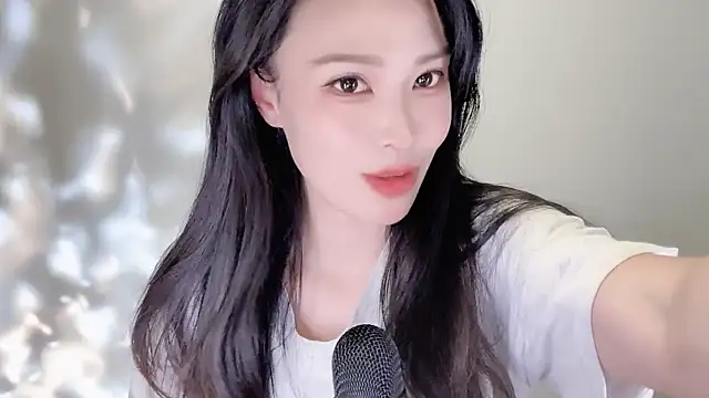 Amy-Miao-Miao-36C-171's cam snapshot