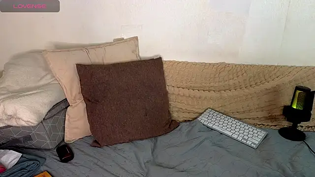 emilytrays's cam snapshot