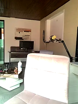 KloePink_'s cam snapshot