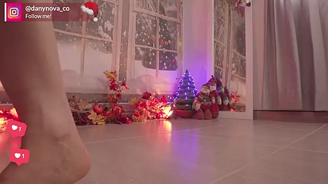 DanyNova_Co live sex cam