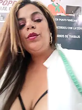 Mia-Glow's cam snapshot