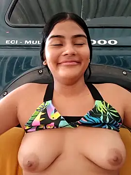 virgin_cunt's cam snapshot