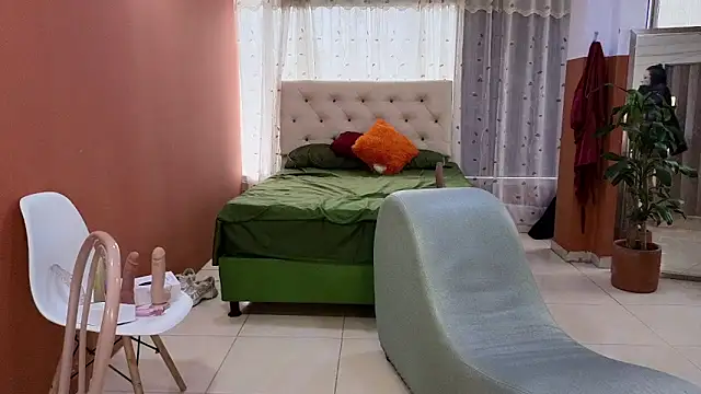 camil_milfdream's cam snapshot