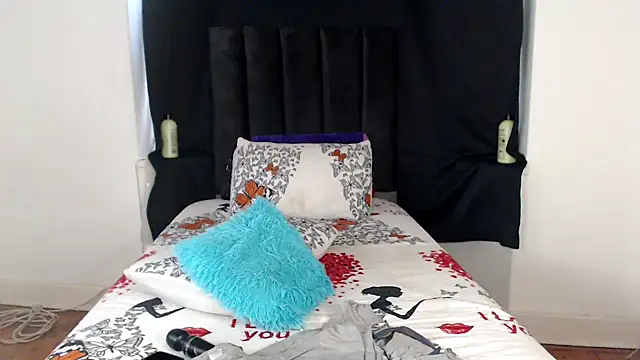 Miss-Berries's cam snapshot