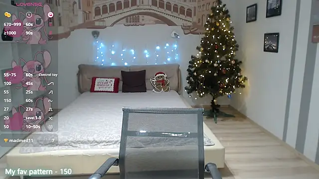 Miss_Fortuna's cam snapshot