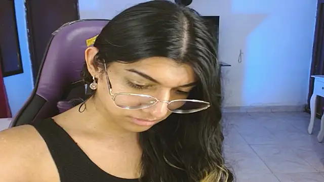 engielphoenis14 live sex cam