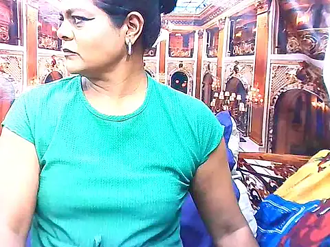 indianCherryPie's cam snapshot