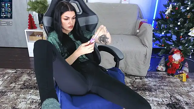 Tiffany_lab's cam snapshot