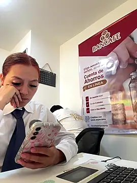 Emily-7_'s cam snapshot